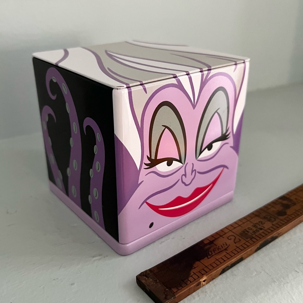 🦋 5/$25 BUNDLE • Disney Hallmark Cubeez • Ursula from The Little Mermaid